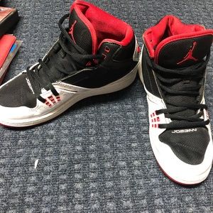 Nike Air Jordan 23, red black white, US 4.5y